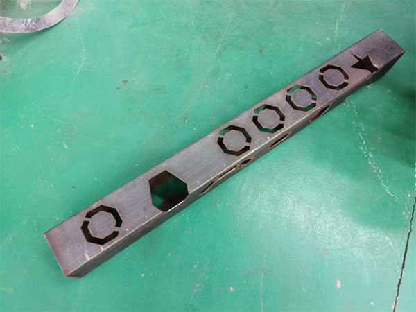 plasma cutting machine